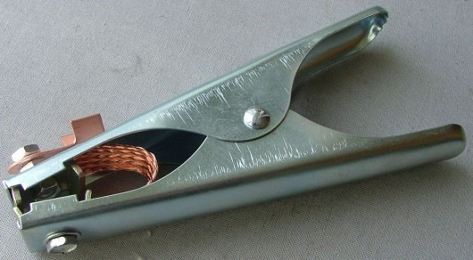 Клемма заземления 300 А коса SKRAB 27615