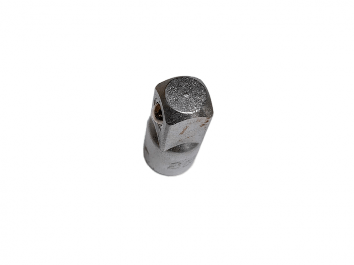 Адаптер для торцевых головок 1/4" (F) - 3/8" (M) хром-ванадий SKRAB 60191