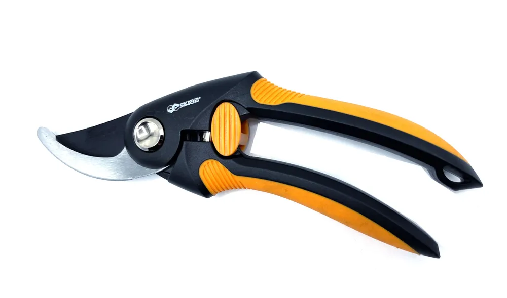 Секатор садовый 210 мм плоскостной ABS SK5 SKRAB 28358